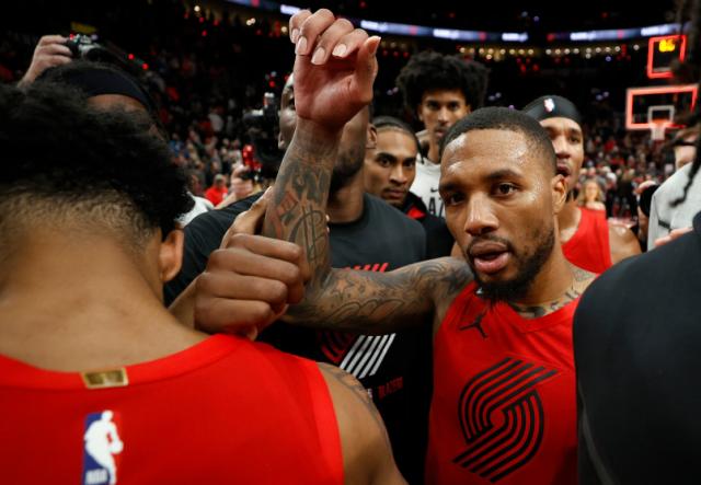 利拉德用争冠球队定义开拓者 期待格兰特顺利续约